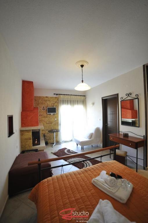 Guesthouse 4 Seasons Arnissa Екстер'єр фото
